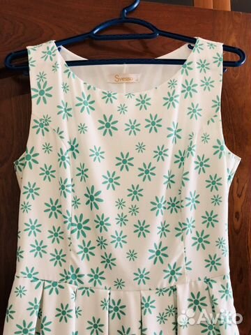 Платье летнее, размер 42-44 Платье летнее, размер 42-44