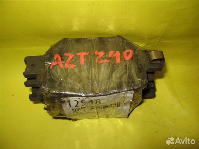 Тормозные колодки переднее Toyota Premio AZT240 Тормозные колодки переднее Toyota Premio AZT240
