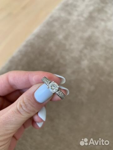 Серебряное кольцо с фианитом