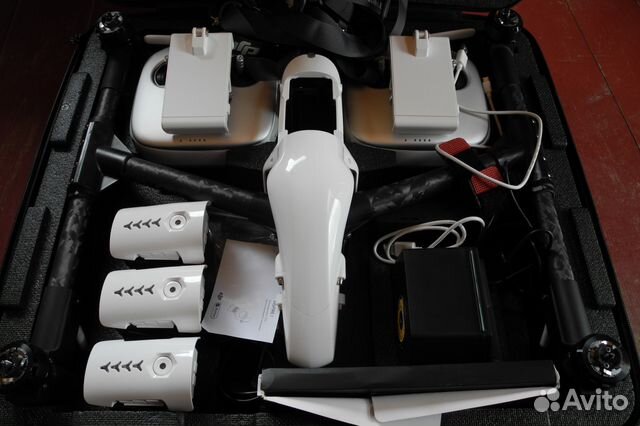 Квадракоптер DJI inspire 1 (2 пульта) Квадракоптер DJI inspire 1 (2 пульта)