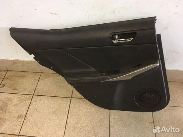 Обшивка задней левой двери Lexus IS250 2014