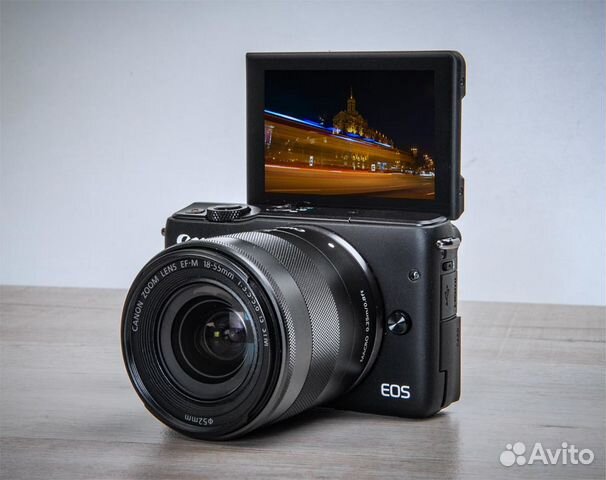 Canon EOS M10