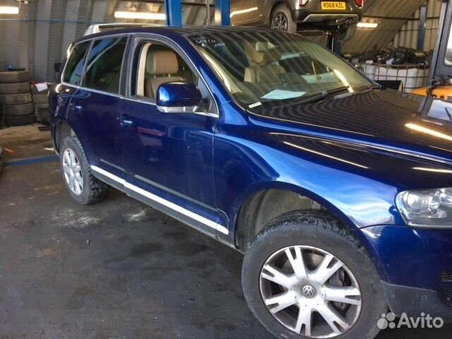 Дверь капот фара бампер Volkswagen Touareg 2004