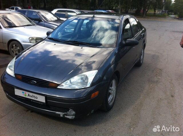 Ford Focus 2.0 AT, 2002, битый, 150 000 км