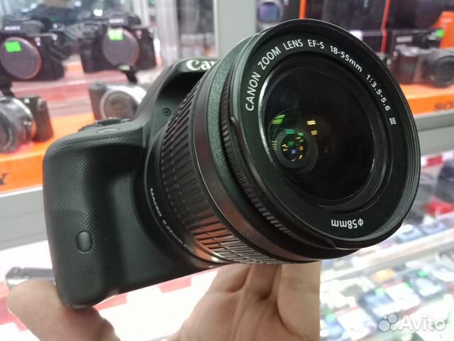 Canon EOS 100D kit 18-55mm пробег 4.692 кадра
