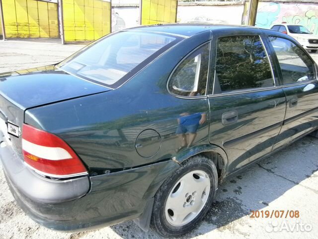 Opel Vectra 1.6 МТ, 1998, 350 000 км