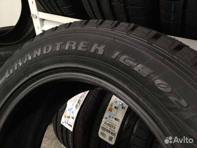 Шины 245 55 19 Dunlop новые Комплект (Япония ) Шины 245 55 19 Dunlop новые Комплект (Япония )