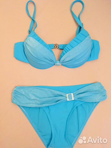 Купальник с парео и сумочкой Купальник с парео и сумочкой