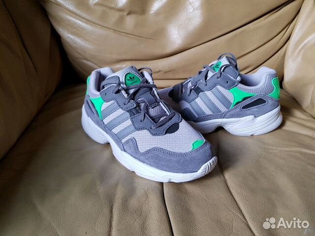 Кроссовки Adidas новые детские 33, 34 и 35 р Кроссовки Adidas новые детские 33, 34 и 35 р