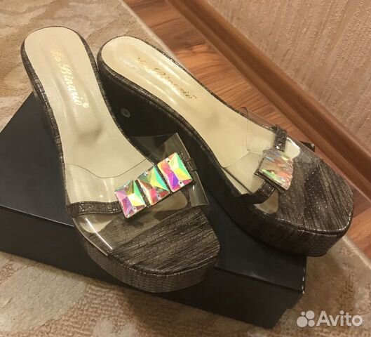 Шлёпанцы Шлёпанцы