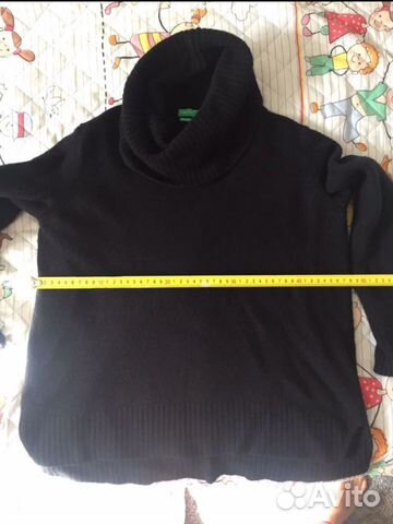 Свитер фирмы Benetton Свитер фирмы Benetton