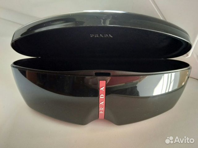 Очки солнцезащитные мужские Prada