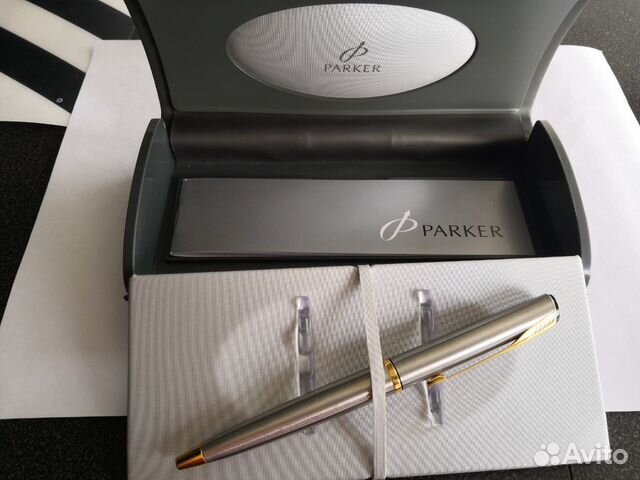 Ручка parker новая с позолотой