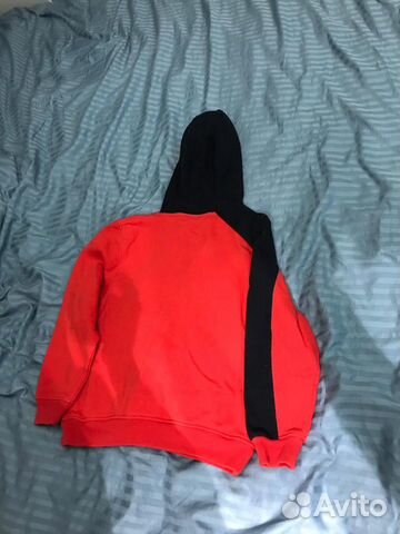 Толстовка new balance Liverpool Толстовка new balance Liverpool