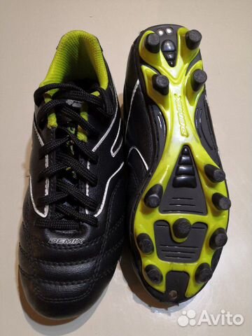 Футбольные бутсы