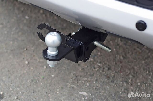 Фаркоп Renault Duster американский квадрат Фаркоп Renault Duster американский квадрат