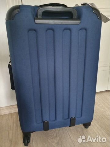 Чемодан eastpak Чемодан eastpak
