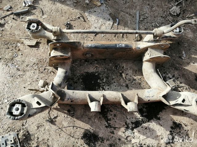 Подрамник задний BMW E53 X5 3.0L