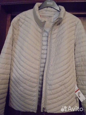 Куртка женская пуховая новая 48 р Куртка женская пуховая новая 48 р