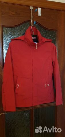 Куртка ветровка
