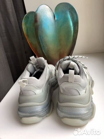 Кроссовки Balenciaga Triple S оригинал Кроссовки Balenciaga Triple S оригинал