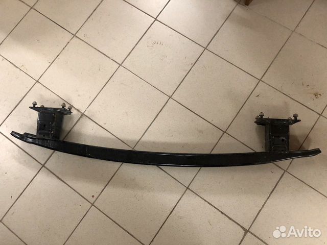 Новый оригинальный усилитель заднего бампера Merce Новый оригинальный усилитель заднего бампера Merce