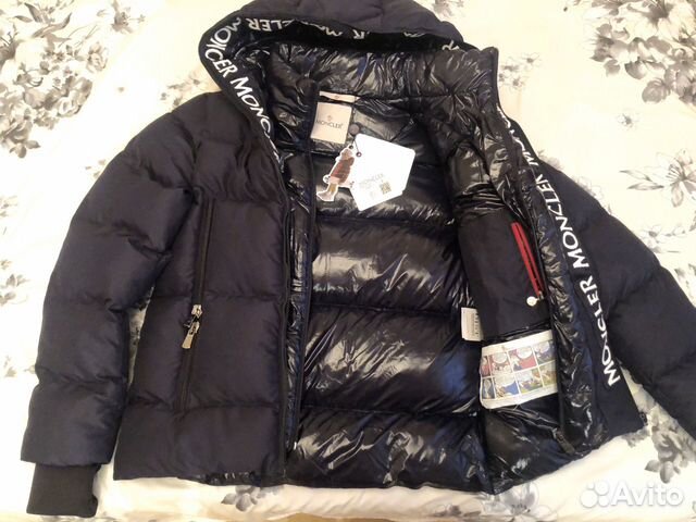 Пуховик Moncler
