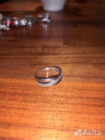 Серебряное кольцо с фианитами