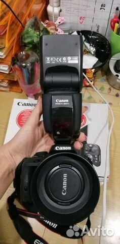 Фотокамера Canon EOS 100 D