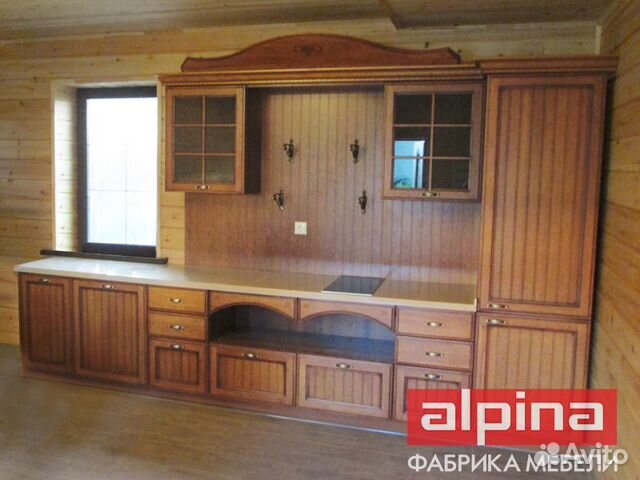 Кухня с фасадами из массива американского ореха Кухня с фасадами из массива американского ореха