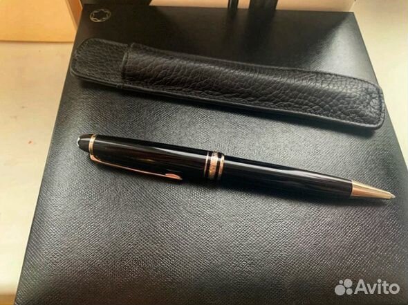 Подарочный набор Montblanc ручка и чехол Подарочный набор Montblanc ручка и чехол