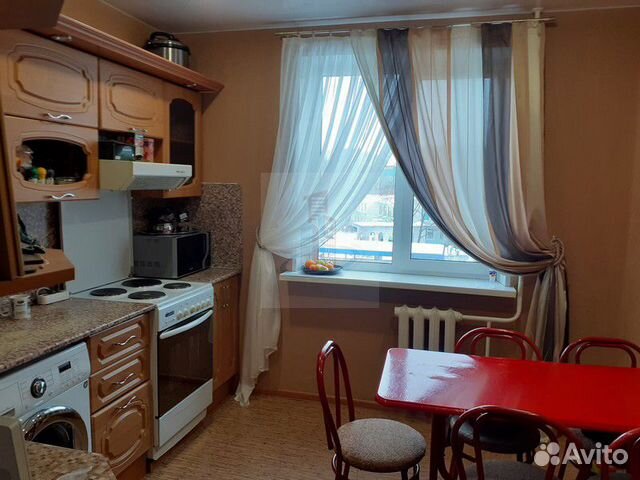 2-к квартира, 54 м², 4/10 эт.