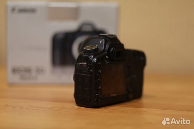 Зеркальный фотоаппарат Canon EOS 5D Mark II body Зеркальный фотоаппарат Canon EOS 5D Mark II body
