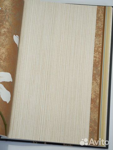 Обои светлые в полоску США Обои светлые в полоску США