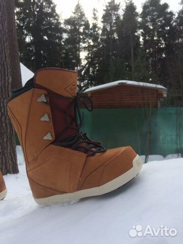 thirtytwo lashed premium