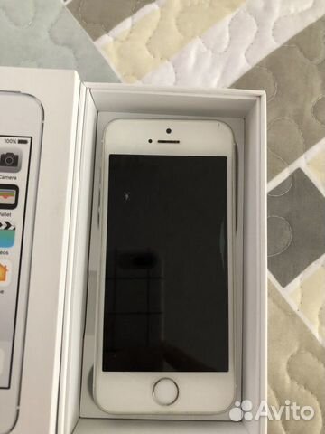 Телефон iPhone Телефон iPhone