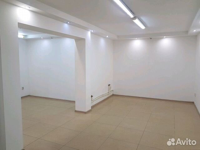 Торговое помещение, 72 м²