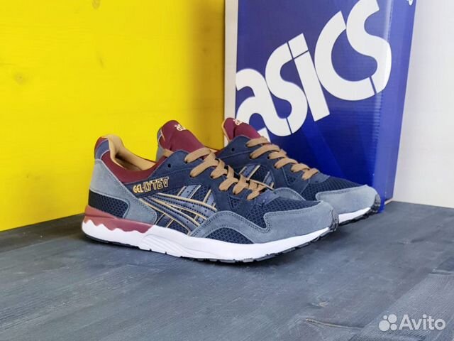 Asics кроссовки новые мужские цветные
