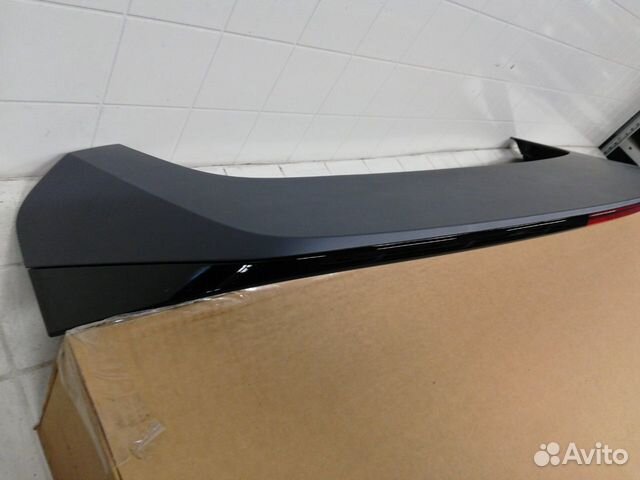 Спойлер двери багажника задний Srx 2 2010-2016
