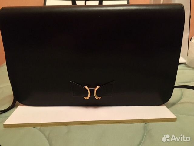 Клатч, и как сумка Charles Jourdan Клатч, и как сумка Charles Jourdan