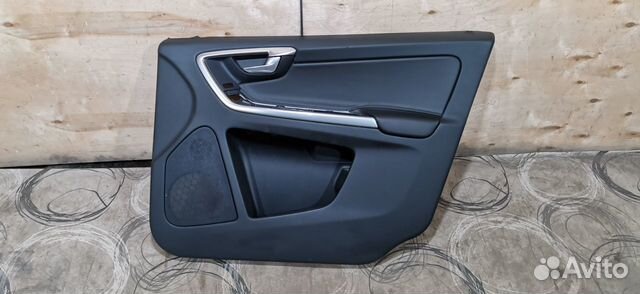 Передняя правая обшивка двери Volvo XC60 1 2008-17 Передняя правая обшивка двери Volvo XC60 1 2008-17