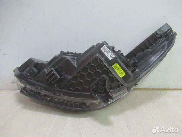 Фара правая Hyundai Solarirs 2 Хундай Солярис 2