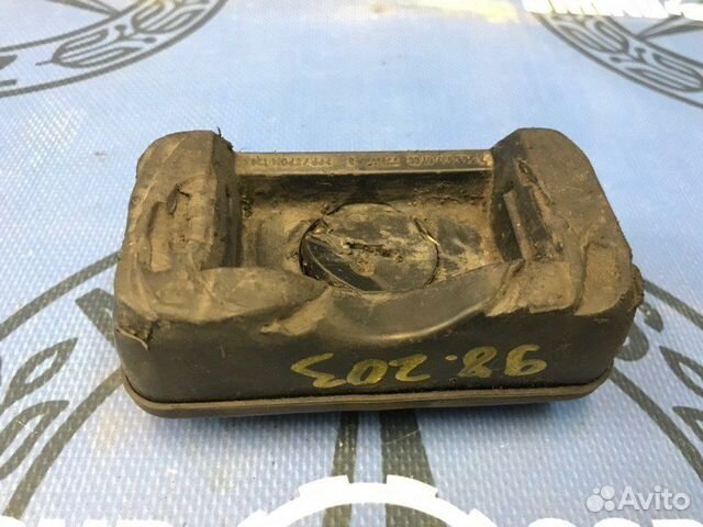 Опора домкрата Mercedes E-Class W211 646.963 2.2