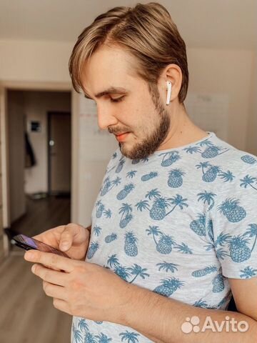 AirPods AirPods