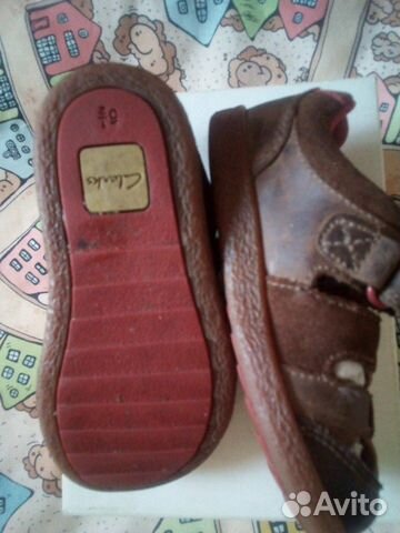 Сандалии закрытые Clarks 22 размера Сандалии закрытые Clarks 22 размера