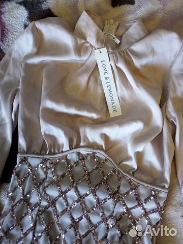 Платье с пайетками Платье с пайетками