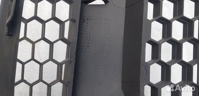 Решетка радиатора LADA Largus 2011-2020