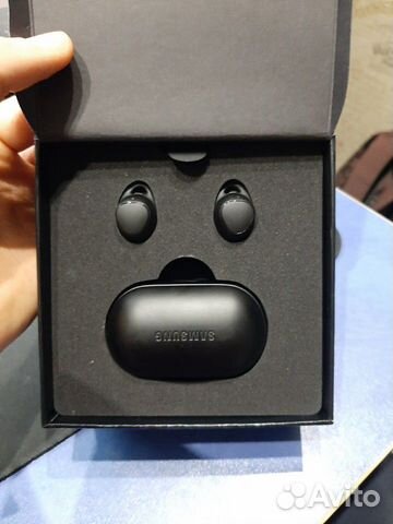 SAMSUNG gear iconx SAMSUNG gear iconx