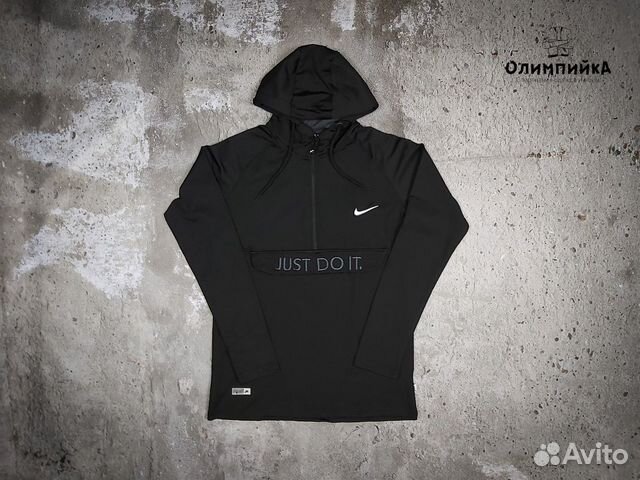 Костюм спортивный Nike Костюм спортивный Nike