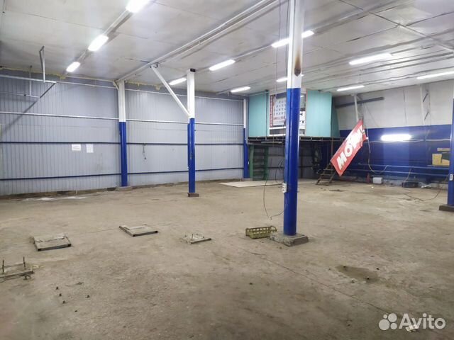 Здание 1-я линия автосервис, склад, спортзал 550м2 Здание 1-я линия автосервис, склад, спортзал 550м2